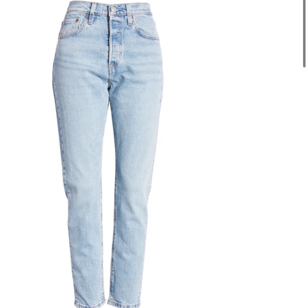 Levi’s 501 Skinny Tango Light wash 25w x 30l
